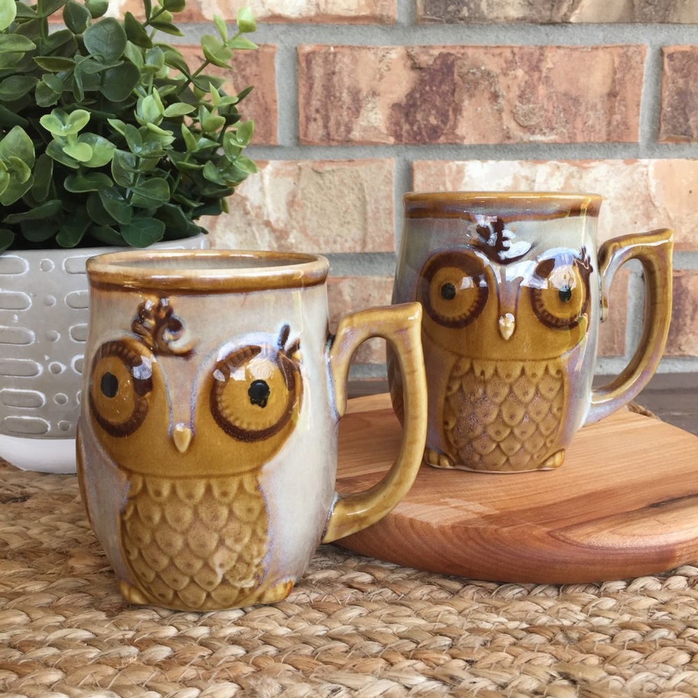 Set of 2 Vintage Gibson Owl Stoneware Mugs